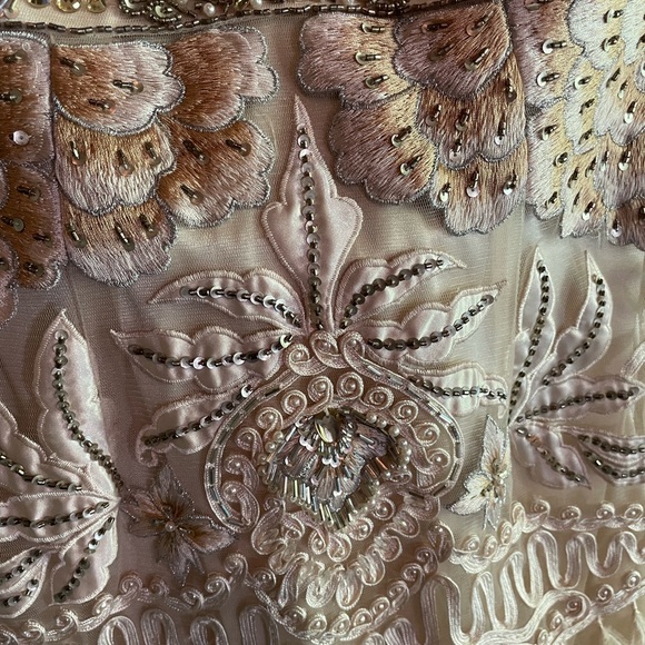 Elegant Cream Feathered Strapless Mini Dress - Picture 7 of 11